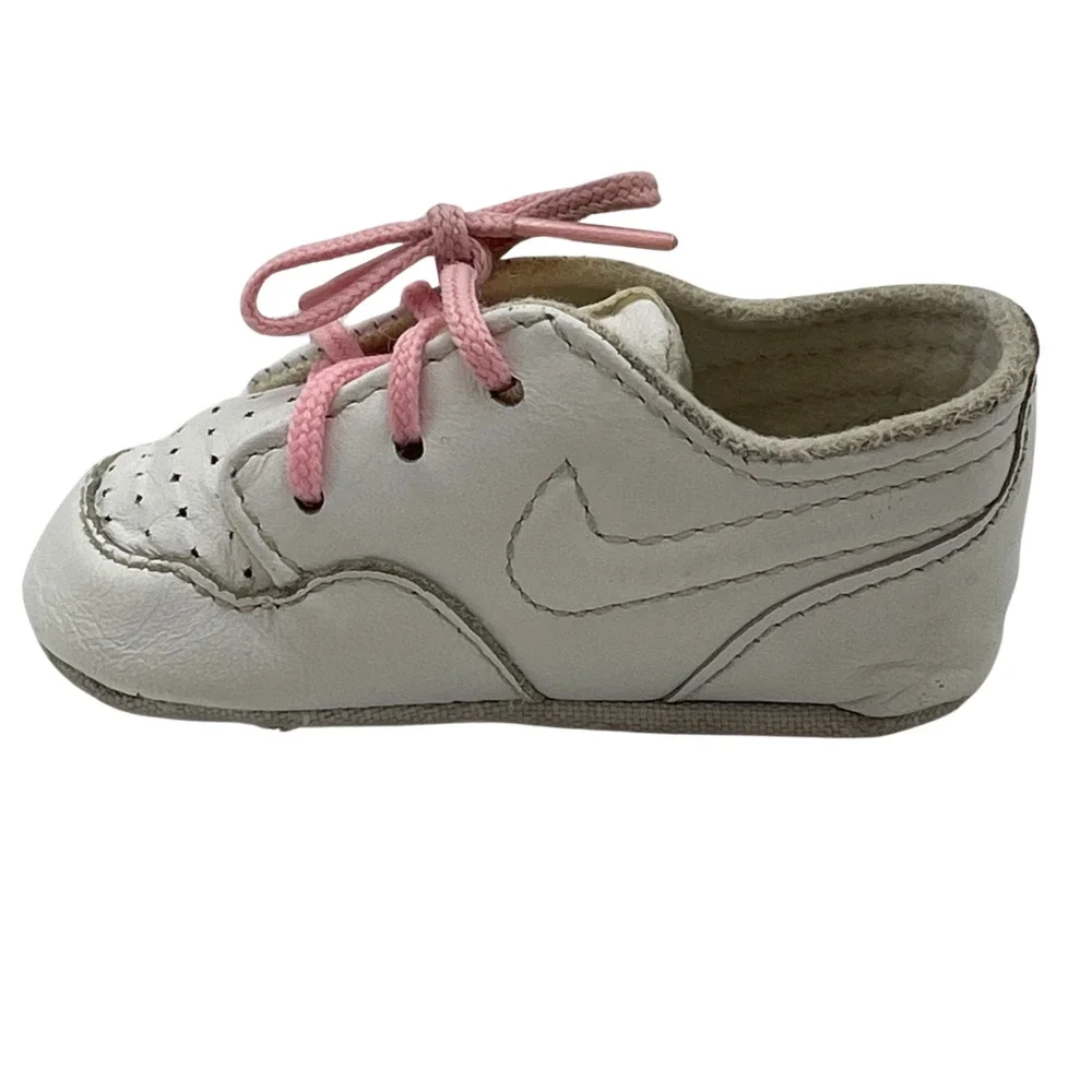 Nike vintage sneakers